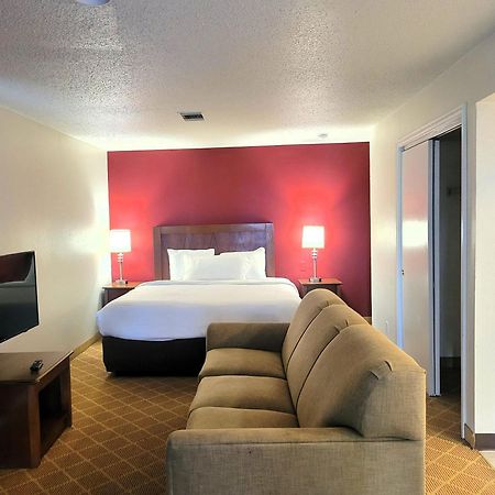 Value Suites Extended Stay - St Louis 马里兰高地 外观 照片