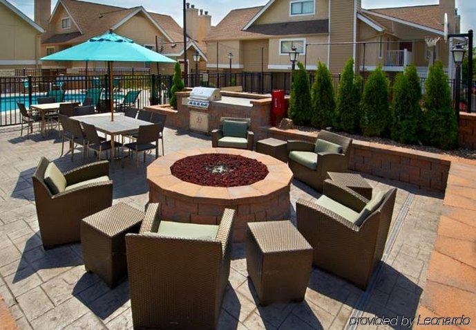 Value Suites Extended Stay - St Louis 马里兰高地 外观 照片