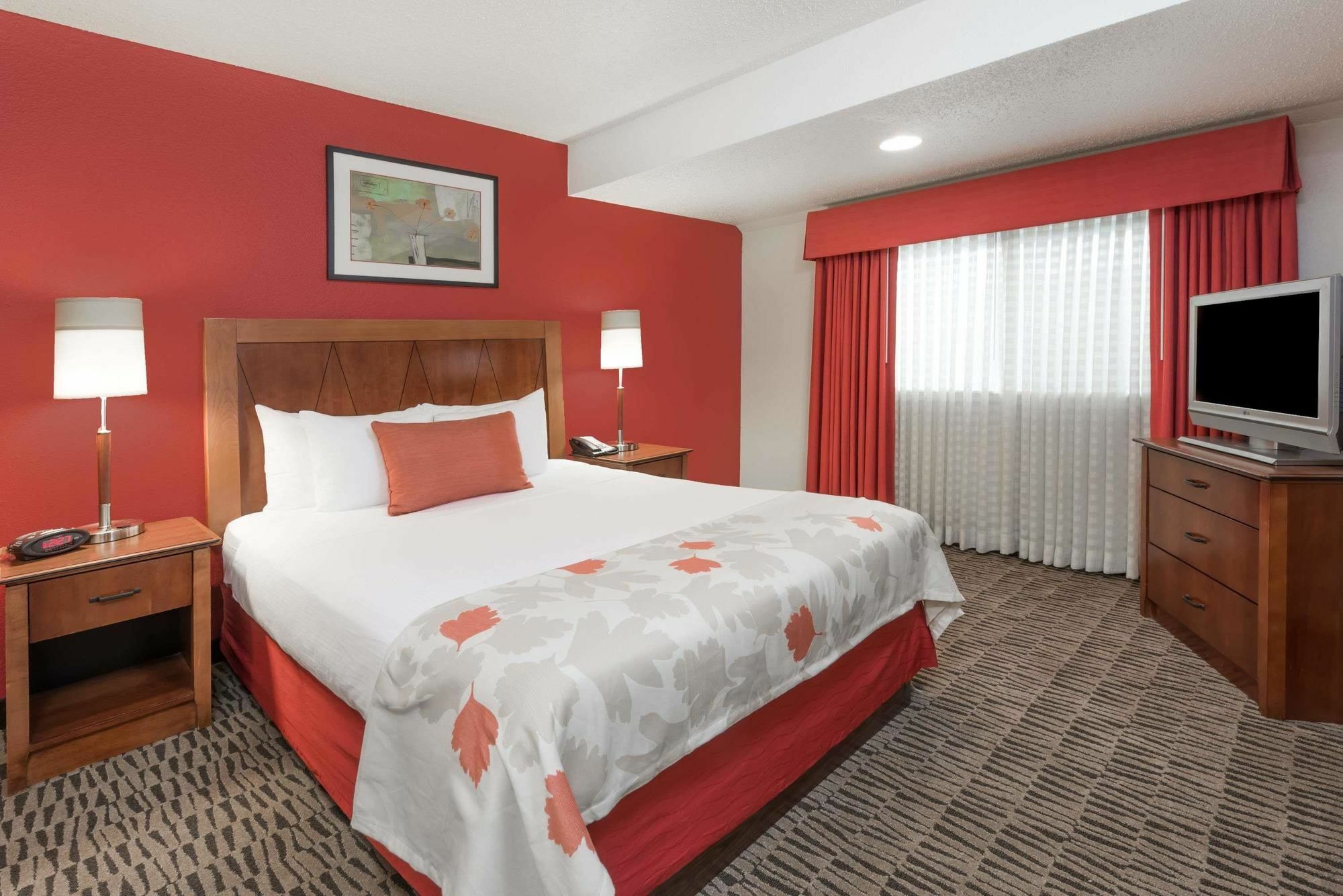 Value Suites Extended Stay - St Louis 马里兰高地 外观 照片