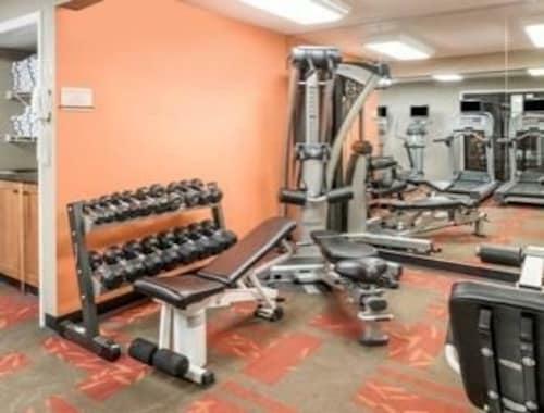 Value Suites Extended Stay - St Louis 马里兰高地 外观 照片